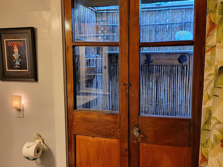 816 Center St — Photo 10