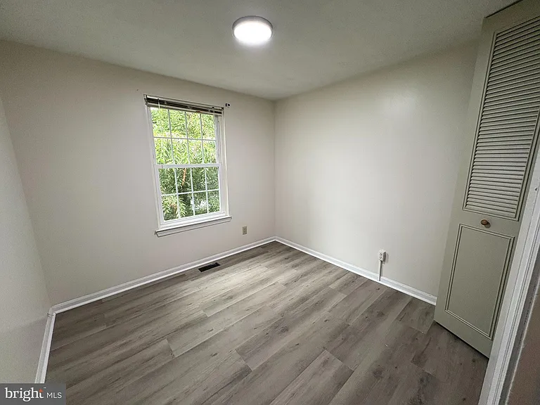 16 Dorchester Cir — Photo 9