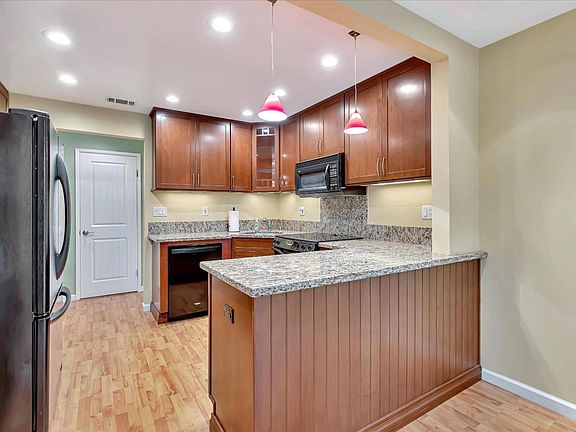 4th image of 1326 Karina Way