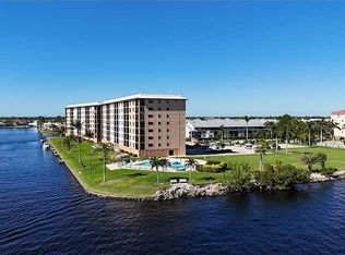 4260 SE 20th Pl APT 305, Cape Coral, FL 33904