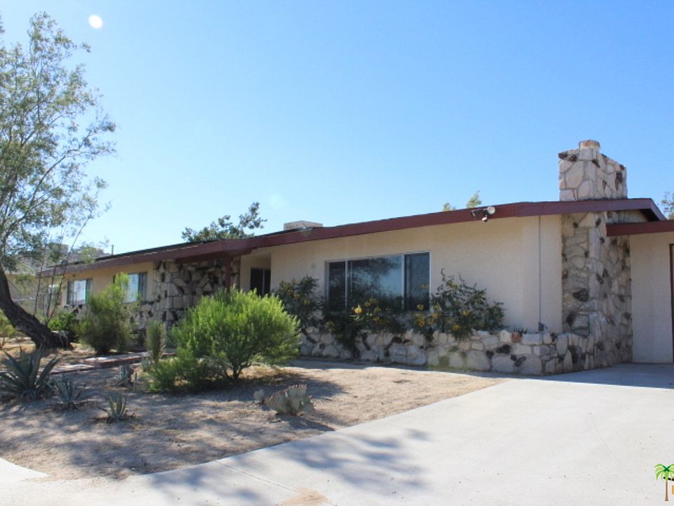 1st image of 57488 Sierra Way