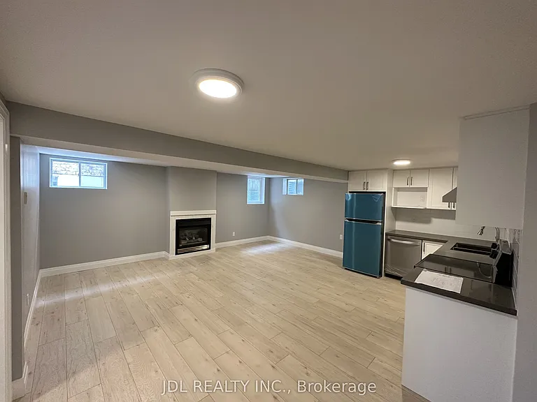 46 Monique Cres N #BASEMENT — Photo 2