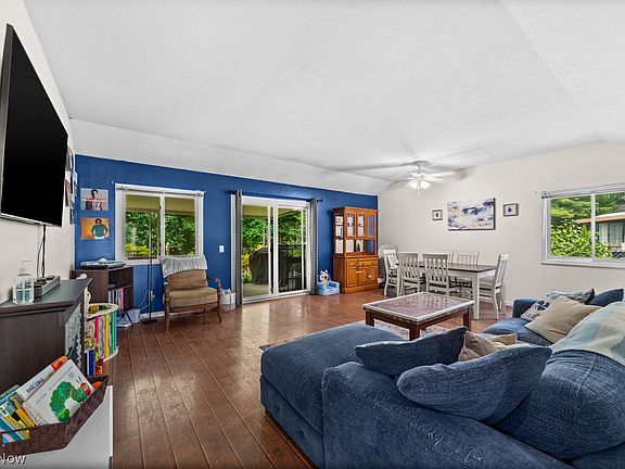 5th image of 4312 W 197th St