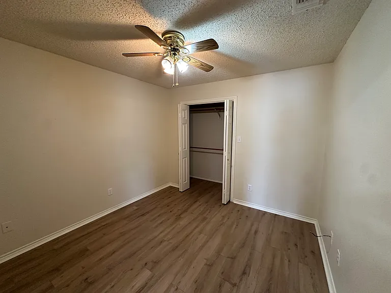 6219 Summerhill Pl — Photo 5