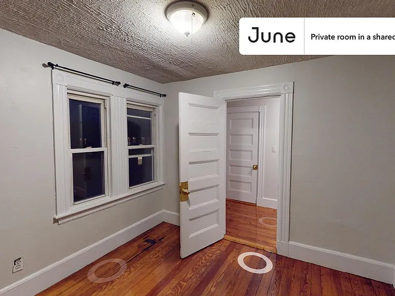 34 Coolidge Rd #D — Photo 2