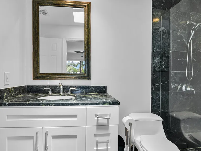 753 Villa Portofino Cir — Photo 40