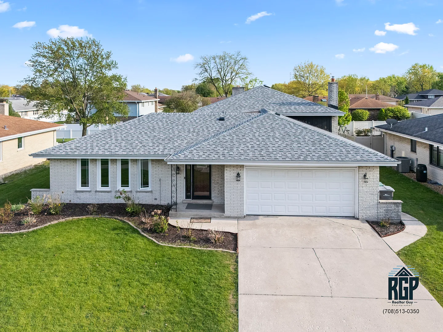 7705 Sycamore Dr photo 1