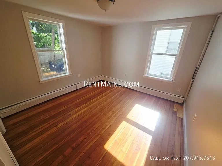 95 Center St #1 — Photo 6