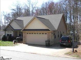 409 Bent Creek Dr, Greer, SC 29650