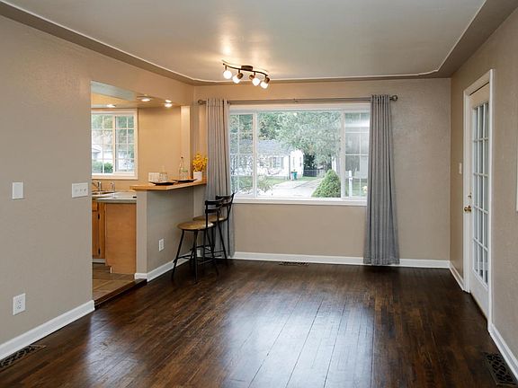 307 burr st-104