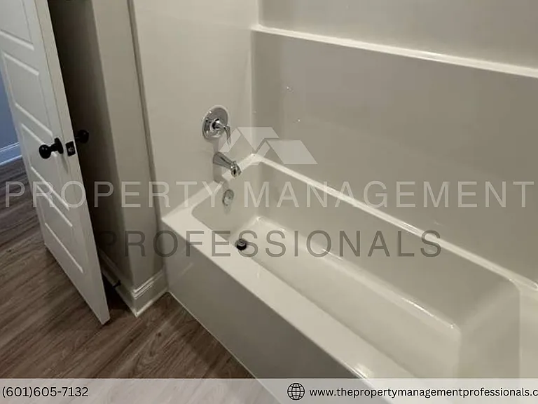 563 Patrick Farms Dr — Photo 42