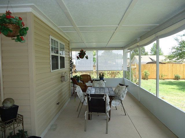 2nd image of 110 Woodcarver Trl