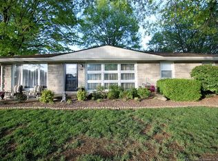 1 Oxford Dr, New Albany, IN 47150