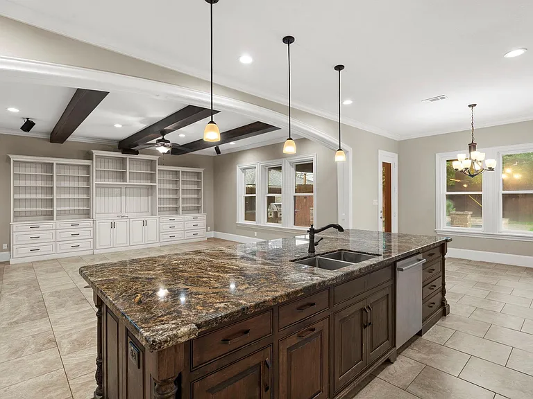 6806 Heron Dr — Photo 14