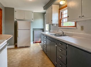 216 N 3rd St #2, Marquette, MI 49855
