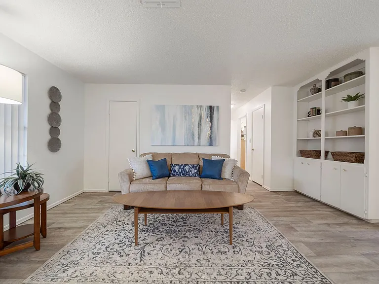 Park Villas Apartments — Photo 52