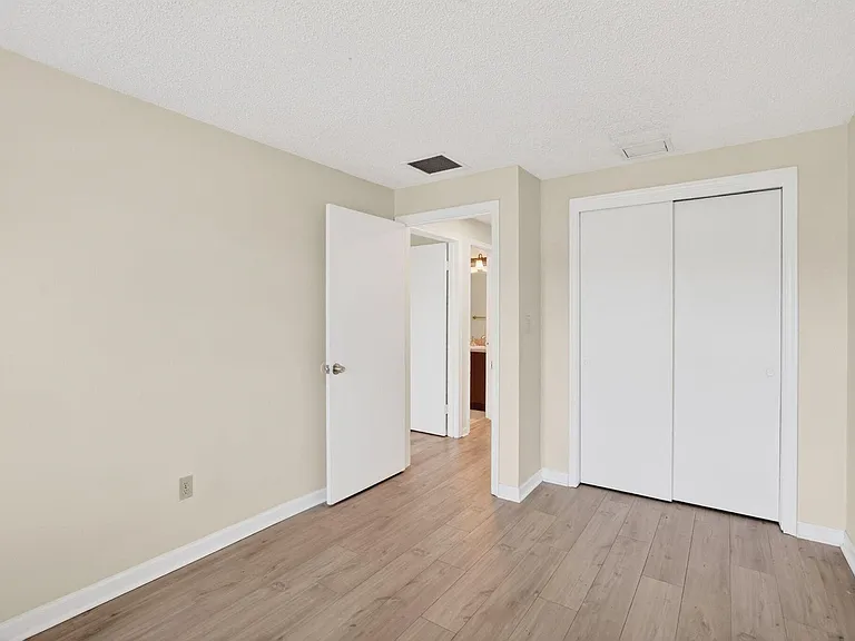 Marina Townhomes — Photo 16