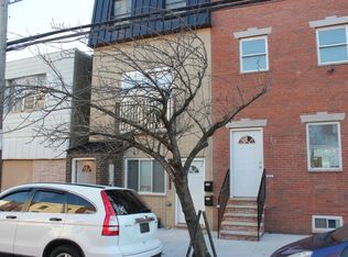 610 Wharton St #B, Philadelphia, PA 19147