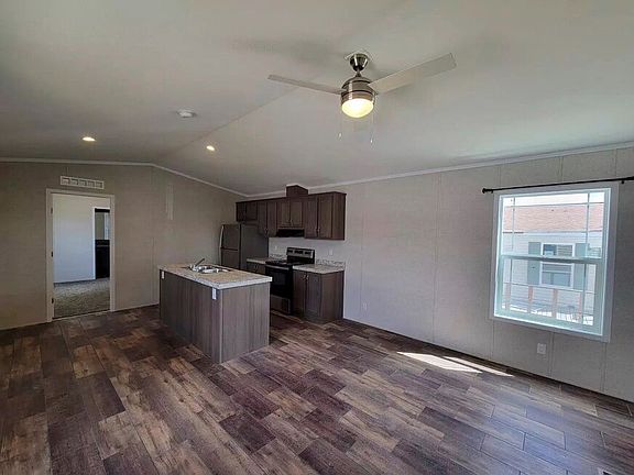 3rd image of 222 Gateway Blvd #1BLCP1