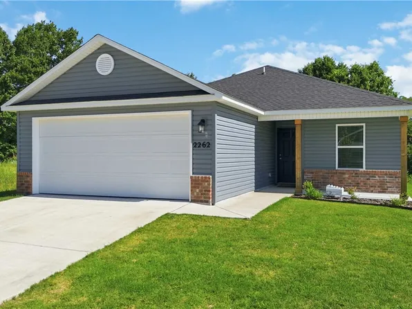 2262 S Ouachita Dr, Fayetteville, AR 72701