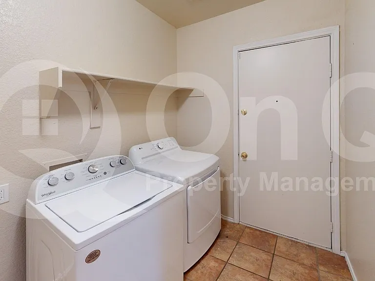 4009 Apple St — Photo 22