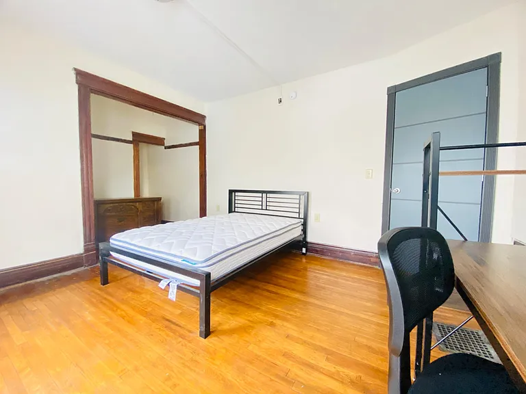1337 Madison St #A — Photo 43