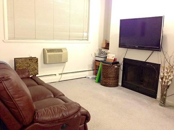 1st image of 44 Evergreen St #18