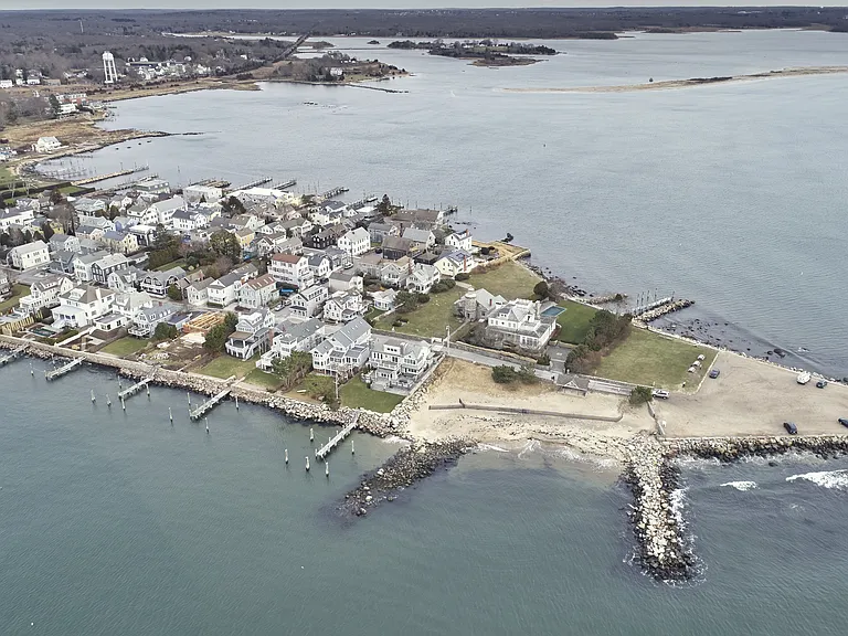 Stonington Borough