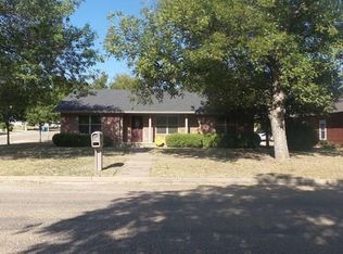 508 N 6th St, Ballinger, TX 76821