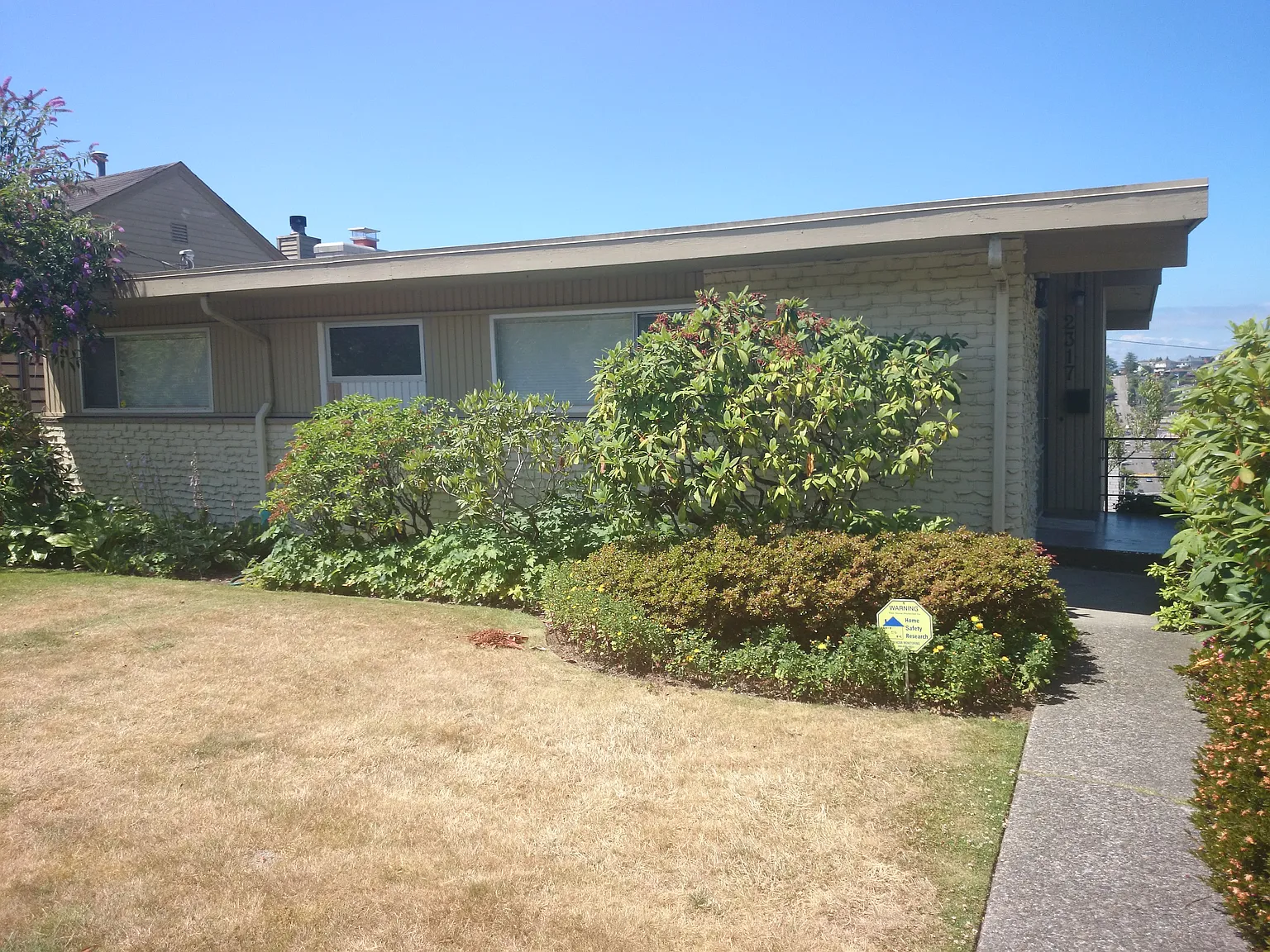 2317 29th Ave W photo 1