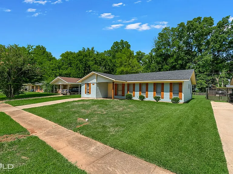 1520 Lampkin St — Photo 3
