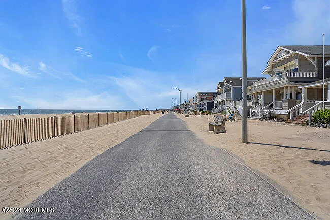 157 Beachfront Front — Photo 42