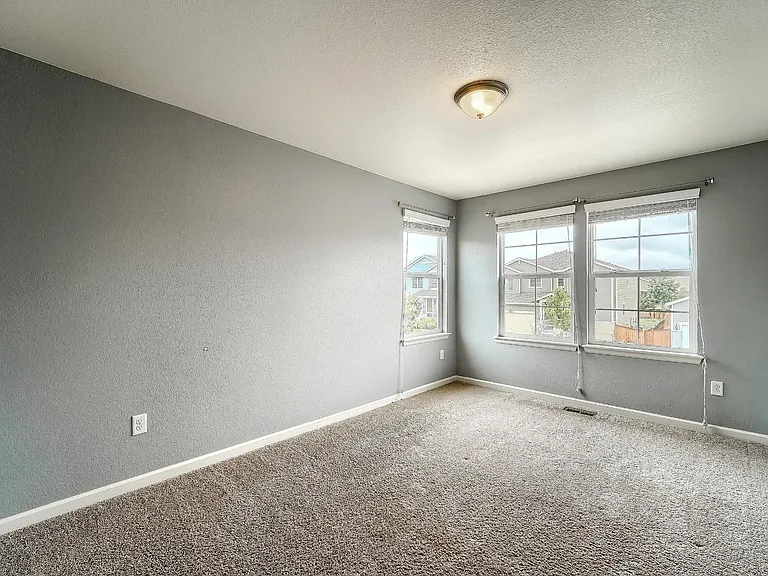 17122 Melody Dr — Photo 35