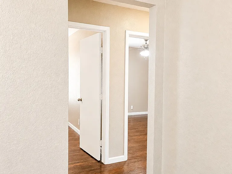 10518 Galena St — Photo 11