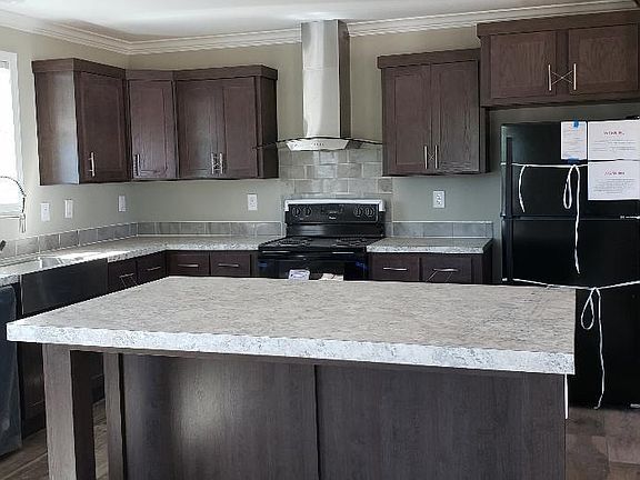 2nd image of 423 S 2nd St