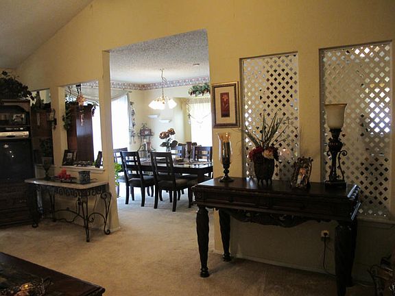 5th image of 2718 Erie Dr