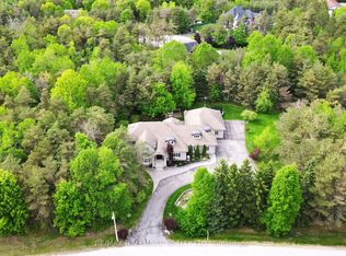 11 Loggers Trl, Whitchurch Stouffville, ON L4A2L6