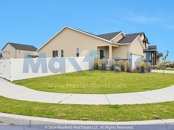3rd image of 5744 N Sagewood Dr