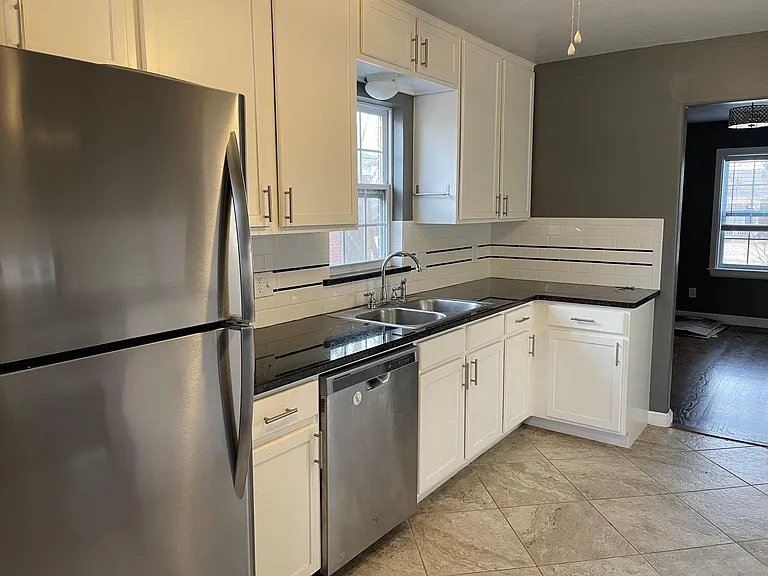 732 NW 53rd St — Photo 7