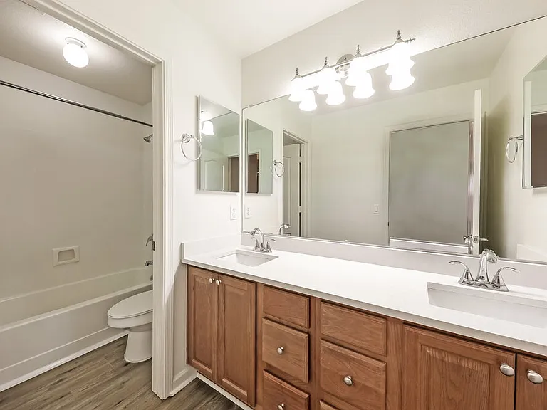 10014 W Irma Ln — Photo 15