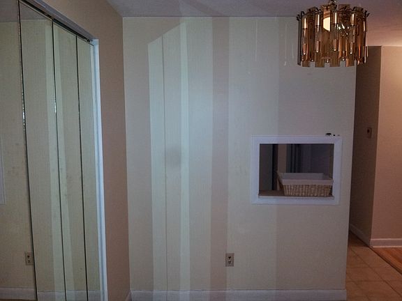 3rd image of 37 Fountain Ln APT 2