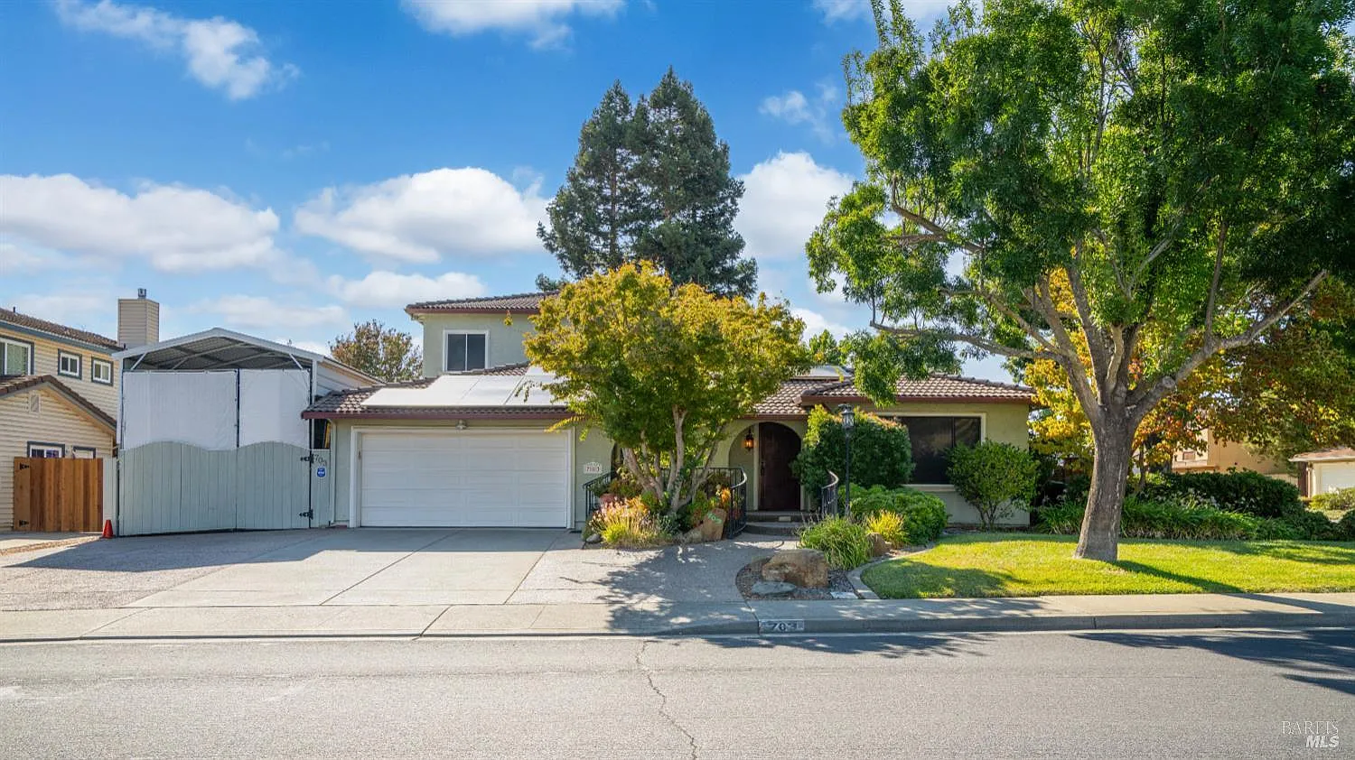 703 Mustang Court photo 1