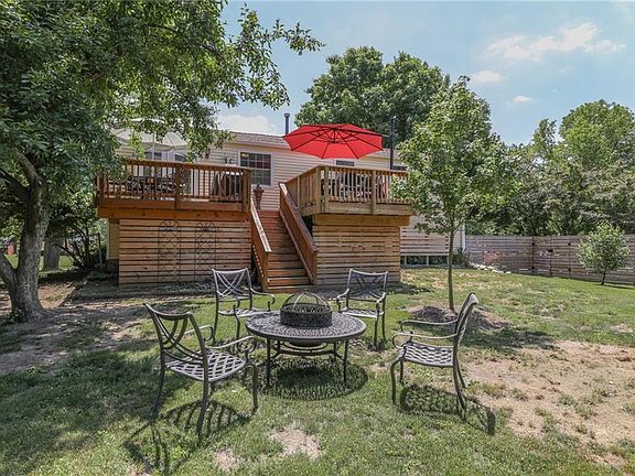 5th image of 1316 Brownswood Dr