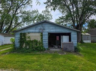 39 1/2 NW 4th St, Linton, IN 47441