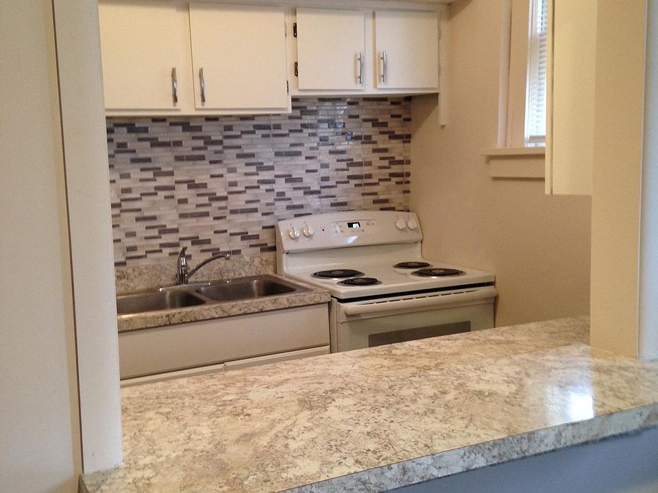 1st image of 1640 20th St APT 1