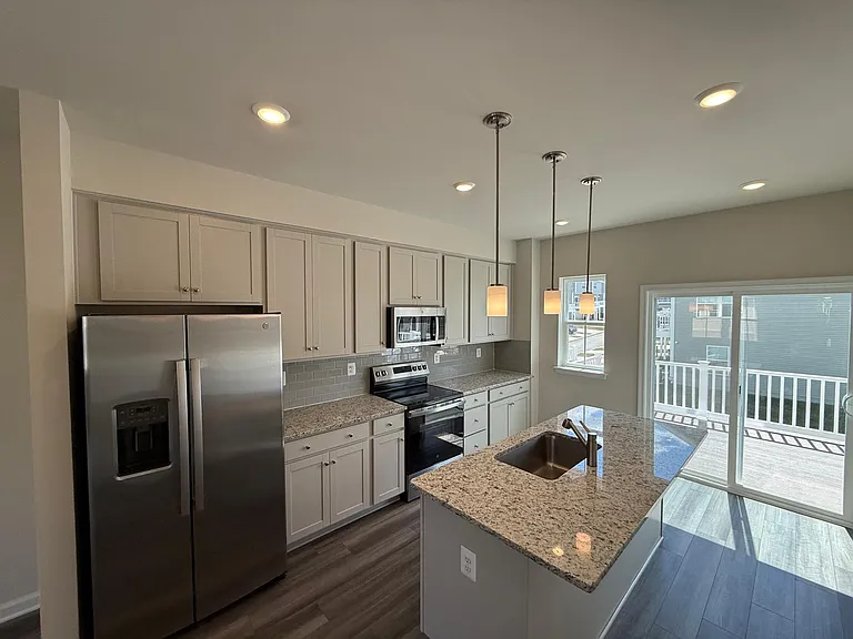 279 Sandy Bottom Cir — Photo 25