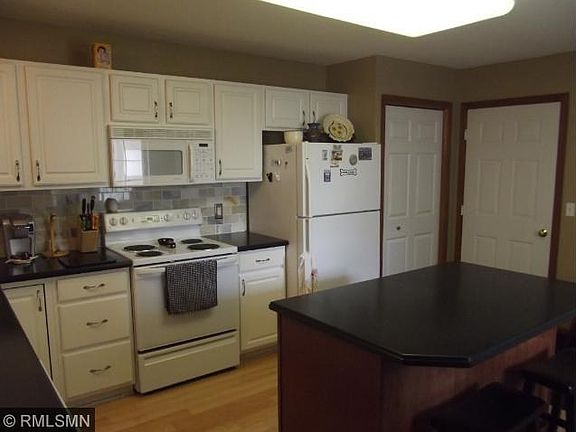 Remodeled Kitchen with Granite.