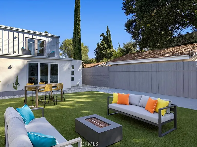 4731 Topanga Canyon Blvd — Photo 37