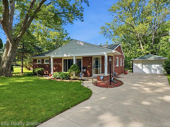 2nd image of 28286 Red Leaf Ln