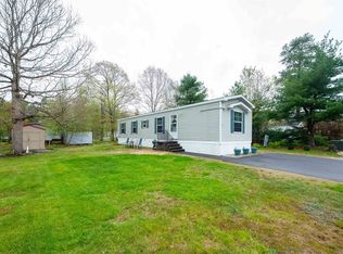 7 D'amours Avenue, Rochester, NH 03839